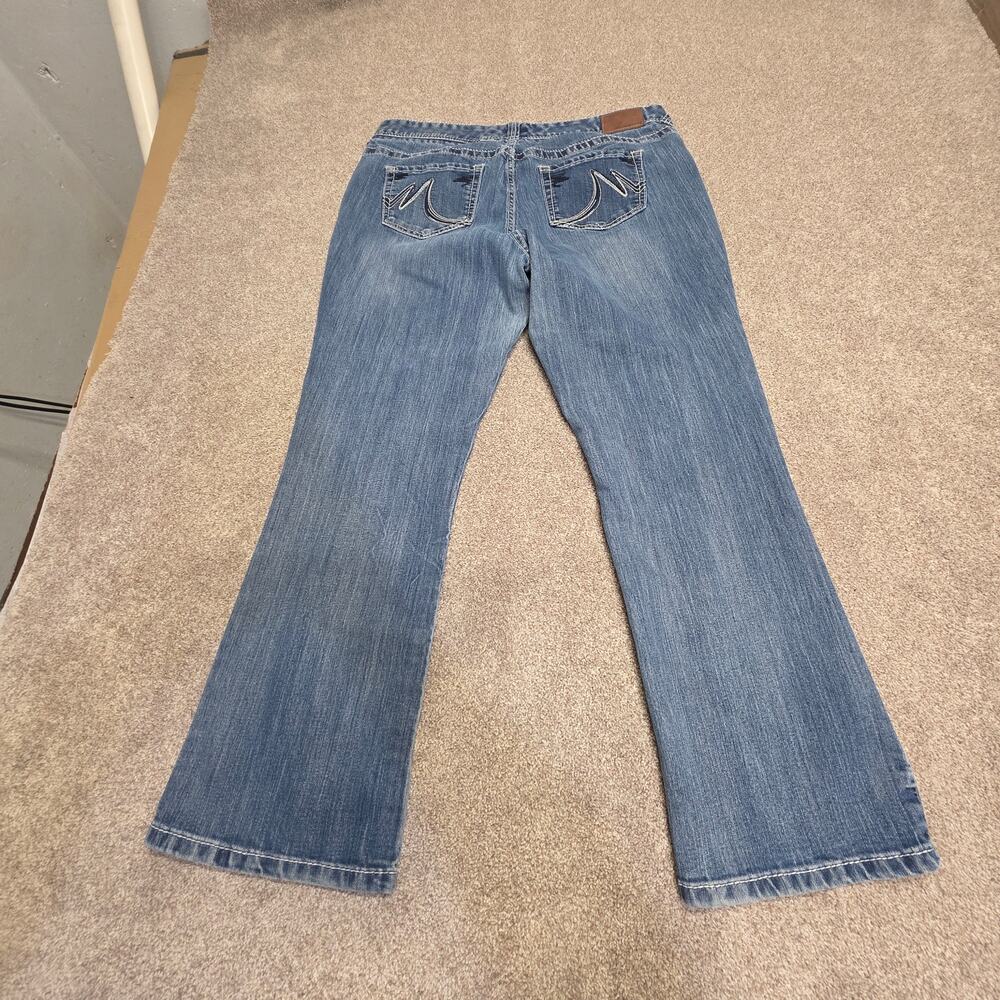 Maurices Straight Leg Jeans NO SIZE Blue Denim Embroidered Pockets Low Rise